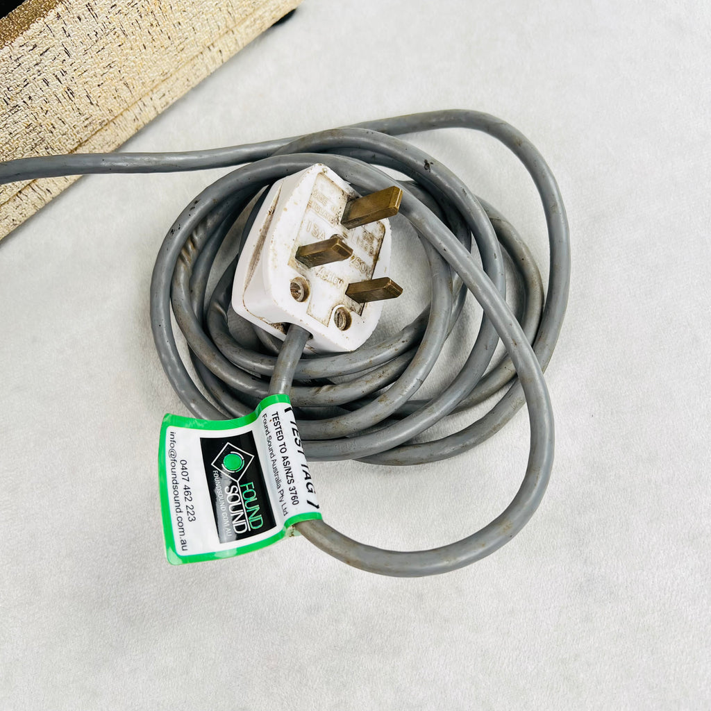 Maxim Vintage 1x8" 240v Tube Combo Amp 1960s - White - 9