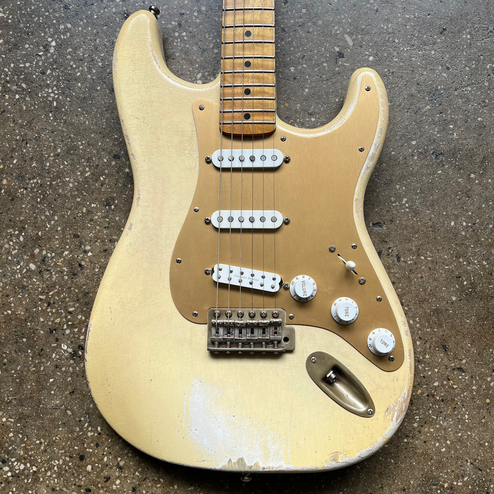 Fender ストラトタイプ MJT MJT VTS S-Style Aged Electric Guitar w/ Fender Headstock - Blonde