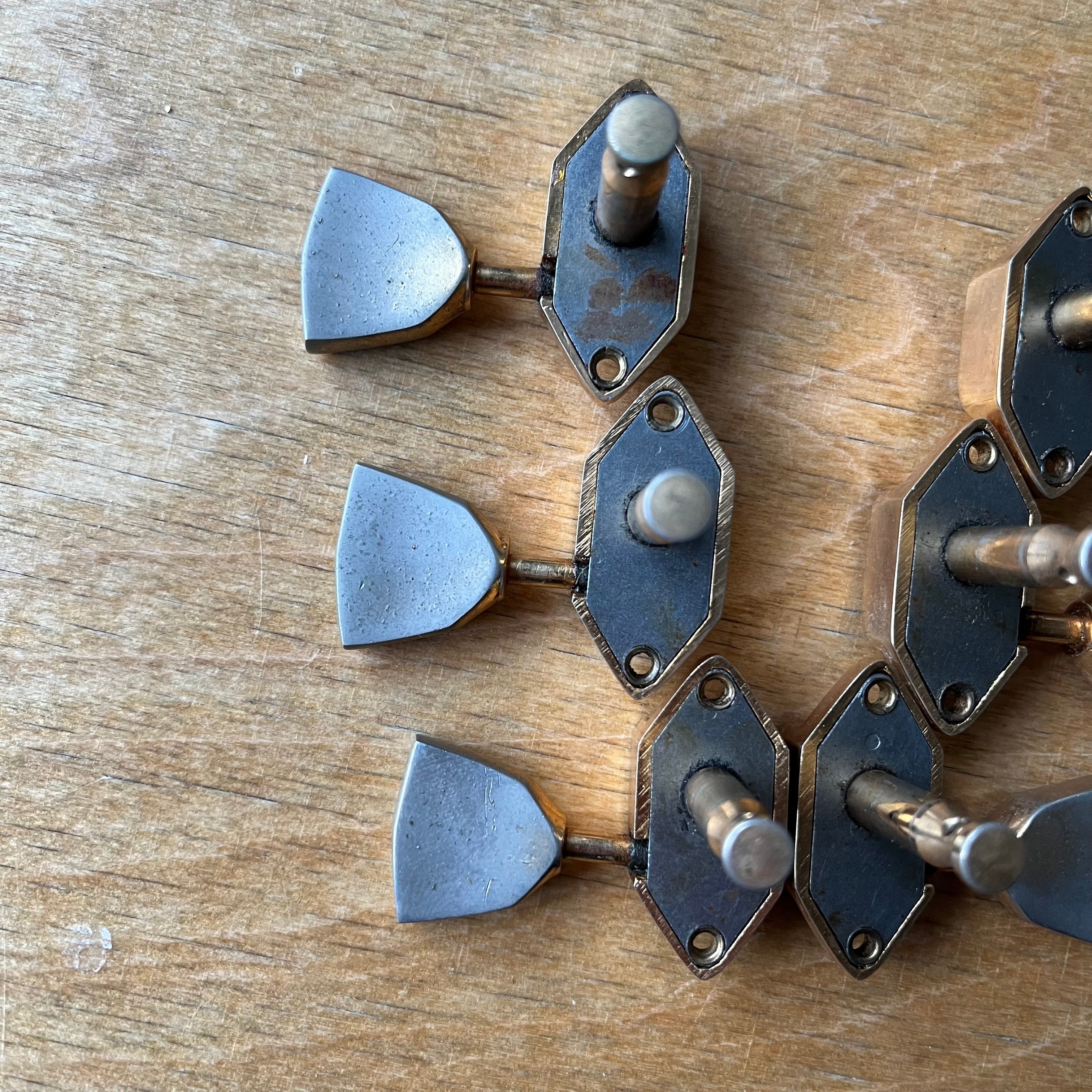 KLUSON® MÉCANIQUES TRADITIONAL WAFFLEBACKS 3 3 BOUTON TULIPE 1:18 - Foto 4