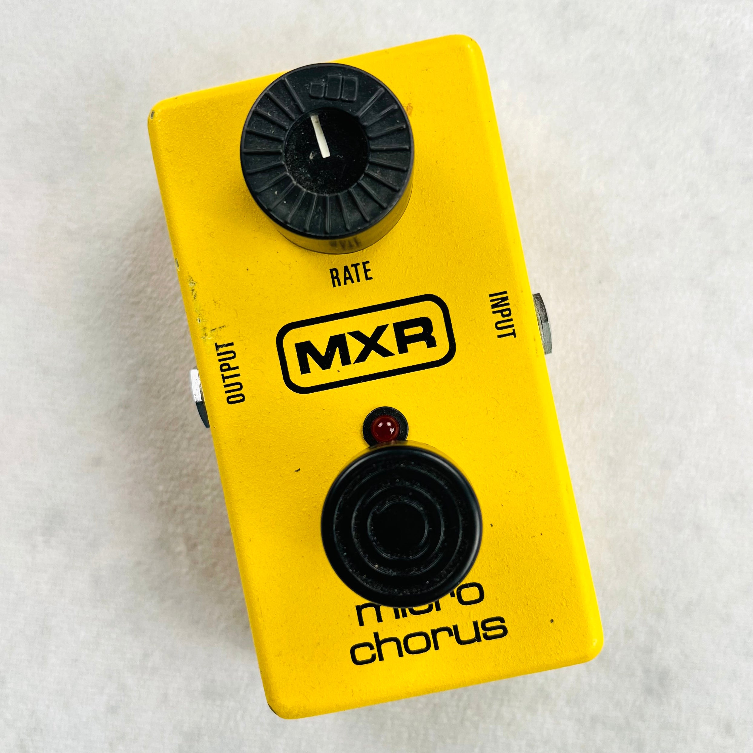 MXR M148 Micro Chorus Pedal 2000s - Yellow | Tone Wolf
