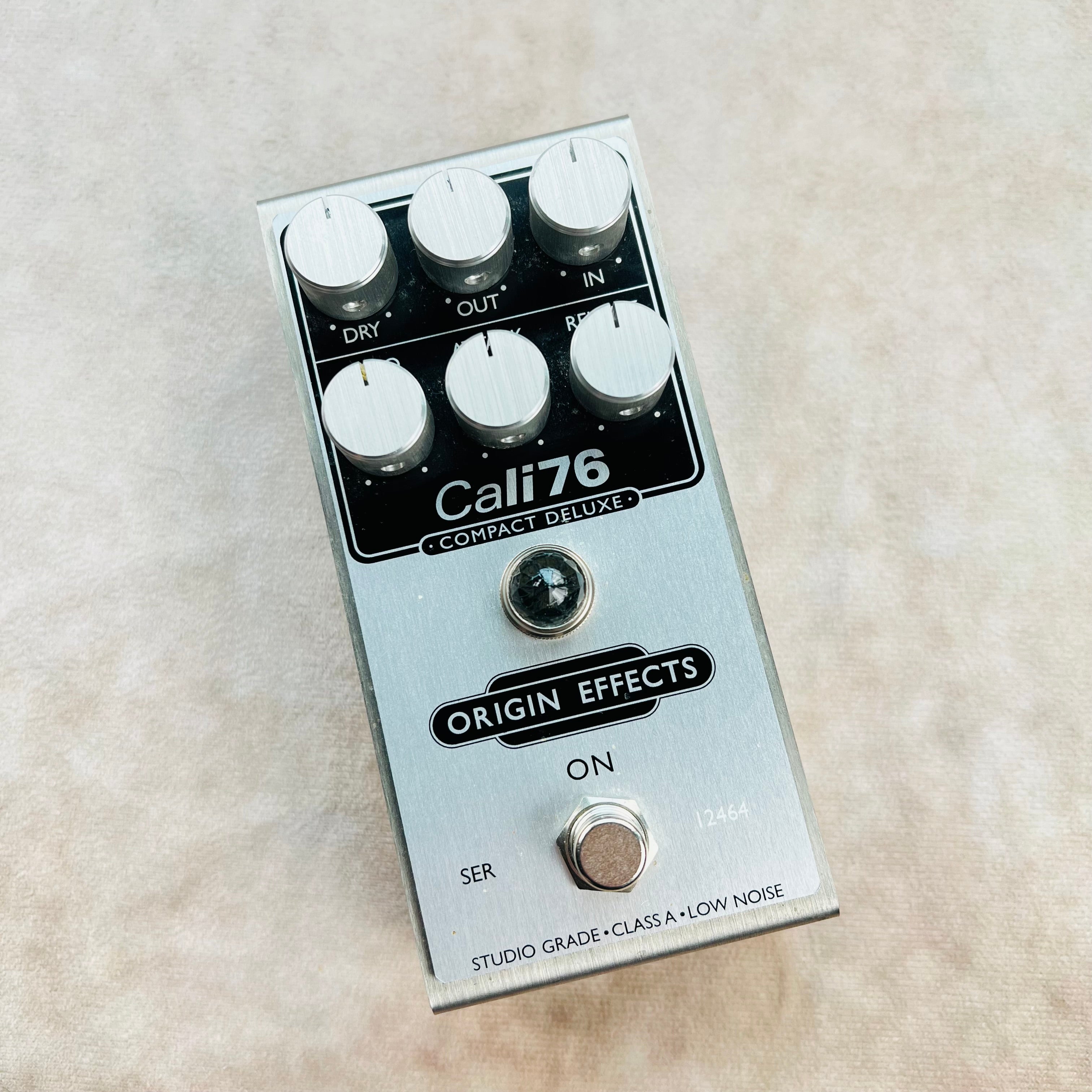 cali pedal Origin Effects Cali76 Compact Deluxe Compressor - Silver