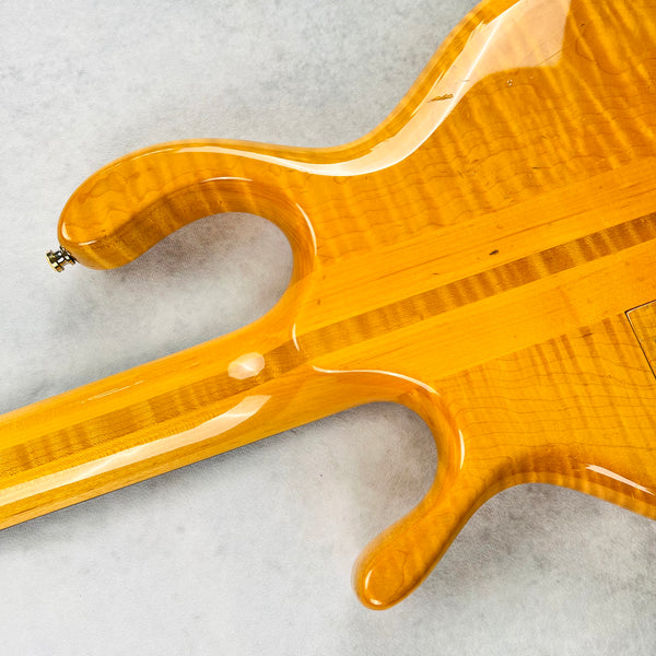 Pedulla Buzz Bass 4-String Fretless 1989 - Transparent Amber - 15