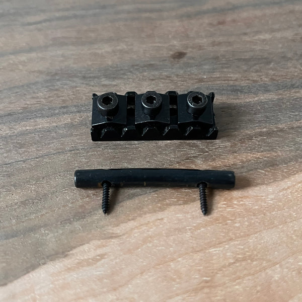 Floyd Rose R2 Nut with String Retainer - Black - 1