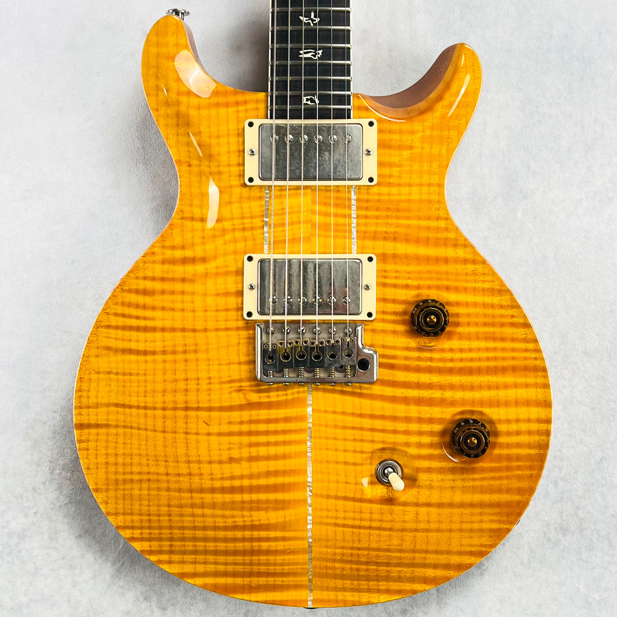 PRS Santana 25th Anniversary 10-Top 2010 - Santana Yellow | Tone Wolf