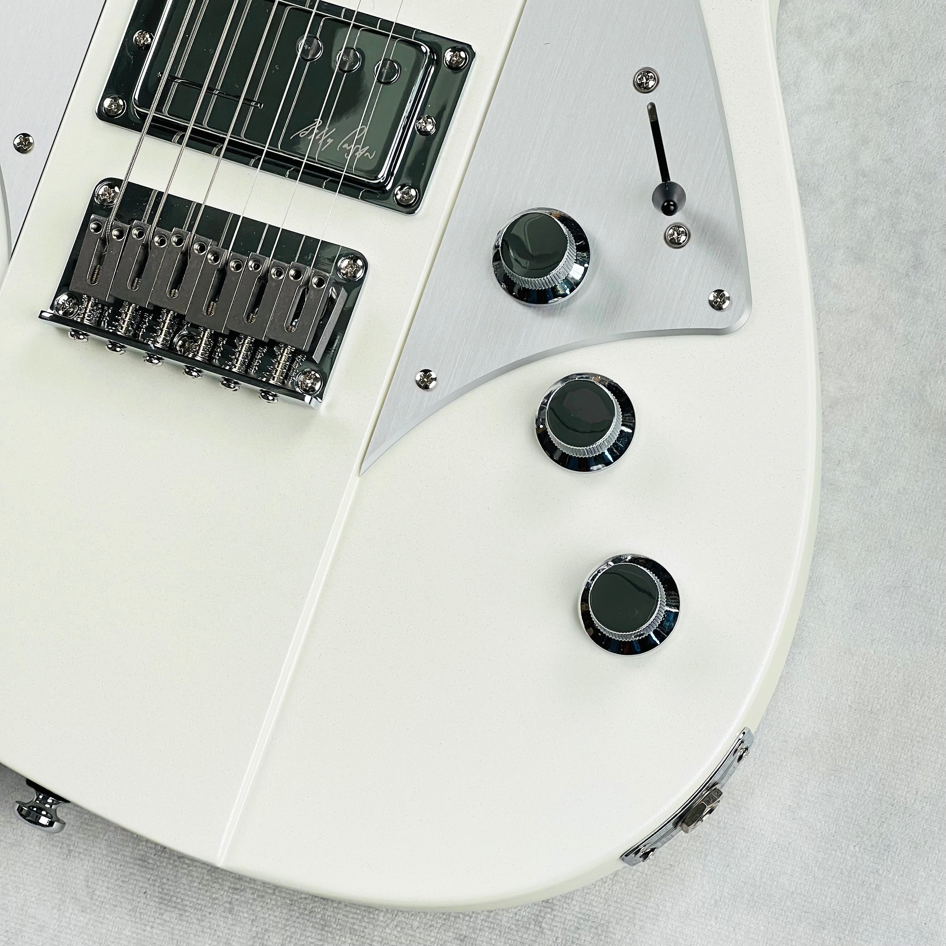 Reverend Billy Corgan Signature 2025 Satin Pearl White | Tone Wolf