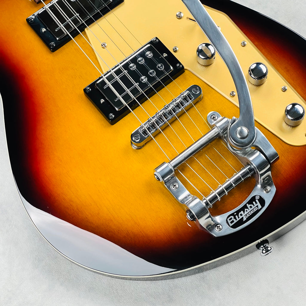 Reverend Jetstream HC Bigsby 2020s - 3-Tone Burst - 4