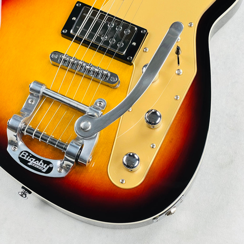 Reverend Jetstream HC Bigsby 2020s - 3-Tone Burst - 5