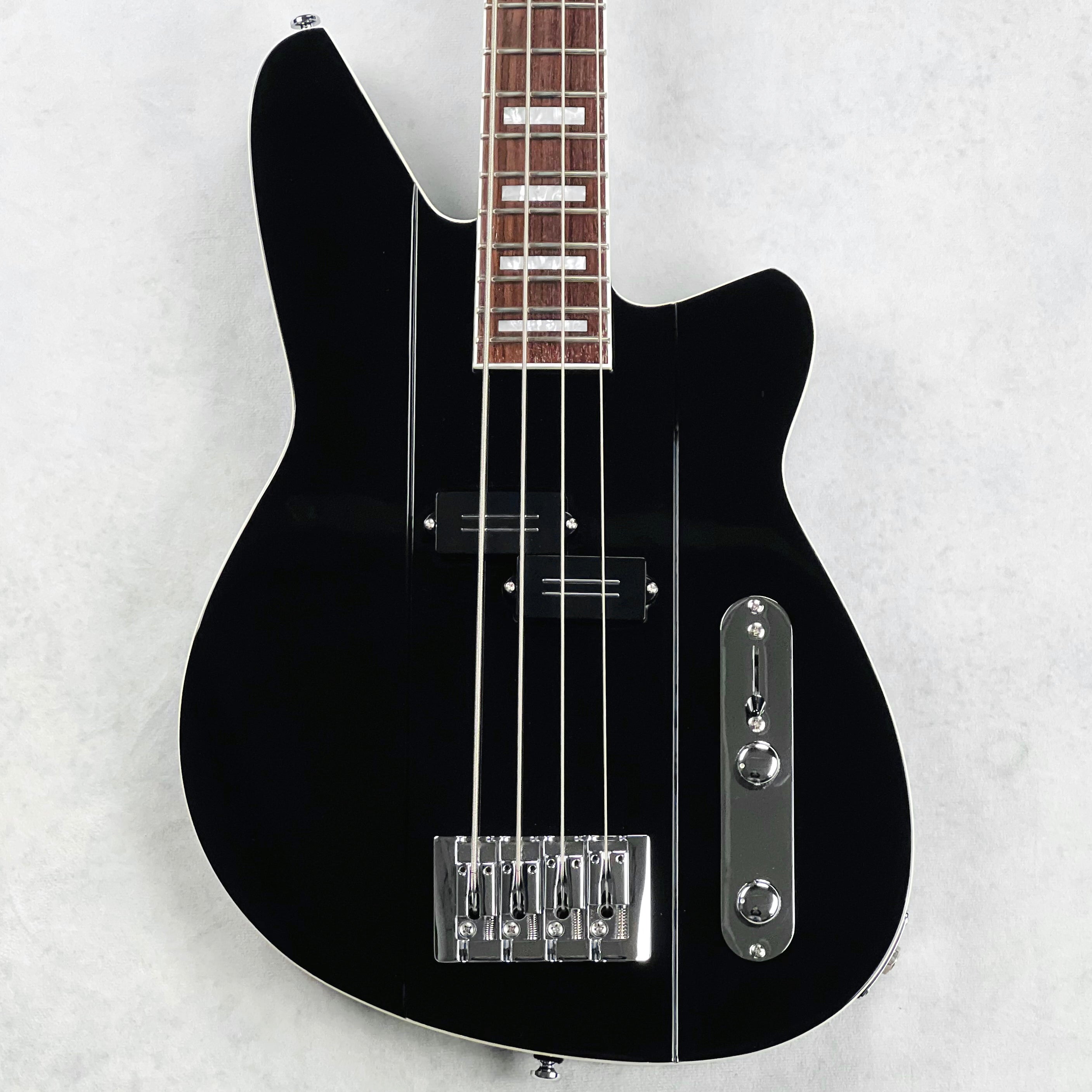 Reverend Sentinel 4-String Bass 2025 - Midnight Black | Tone Wolf