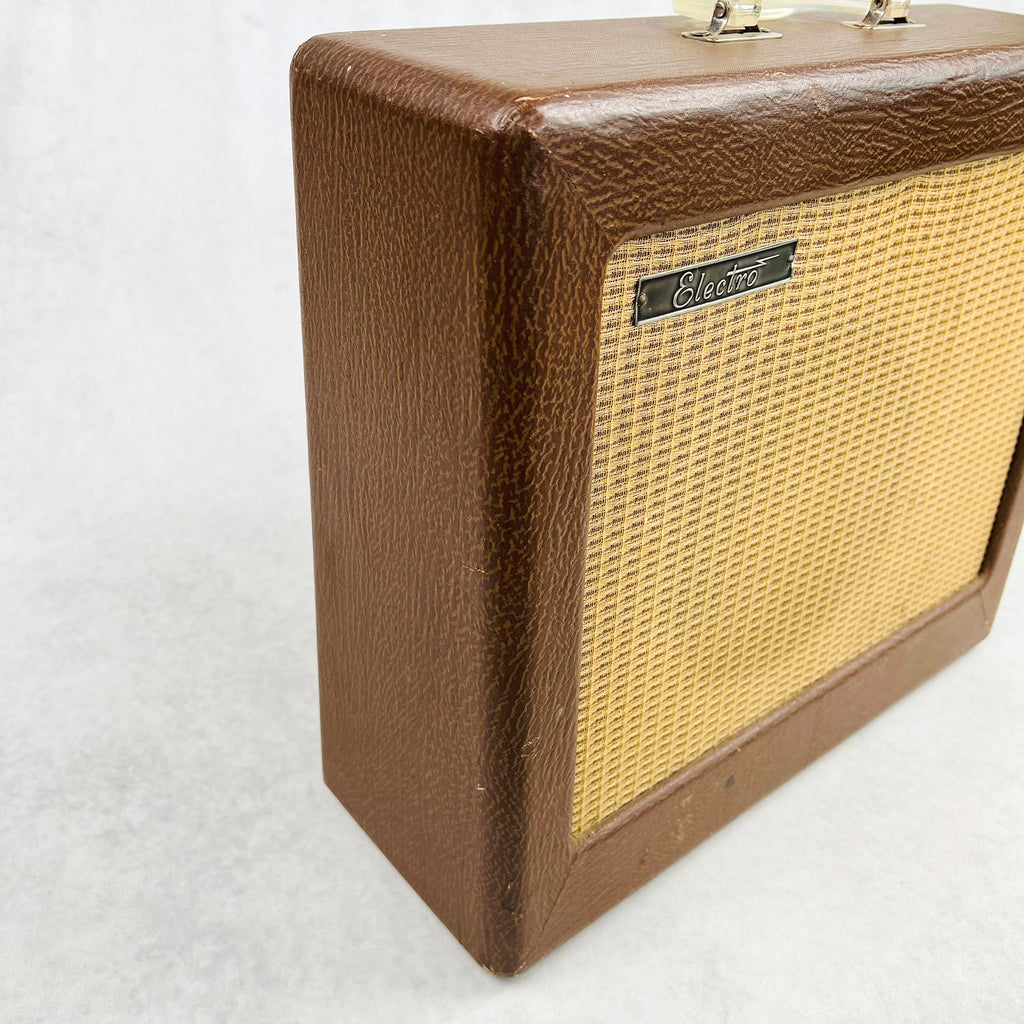 Rickenbacker Electro M-8E 1x8" Combo Amplifier 1960s - Brown - 5