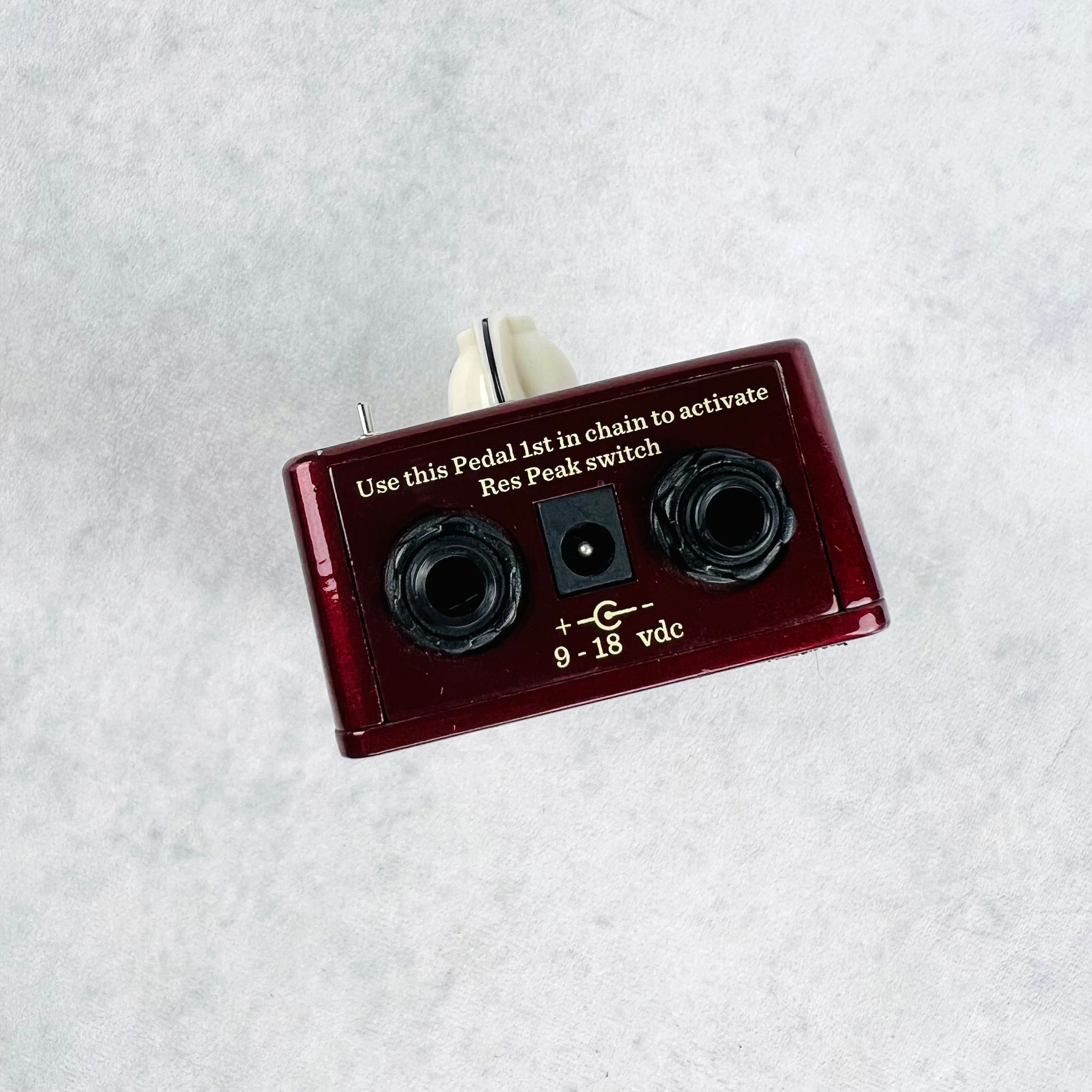 seymour duncan effects pedals Seymour Duncan Pickup Booster Effects Pedal - Dark Red