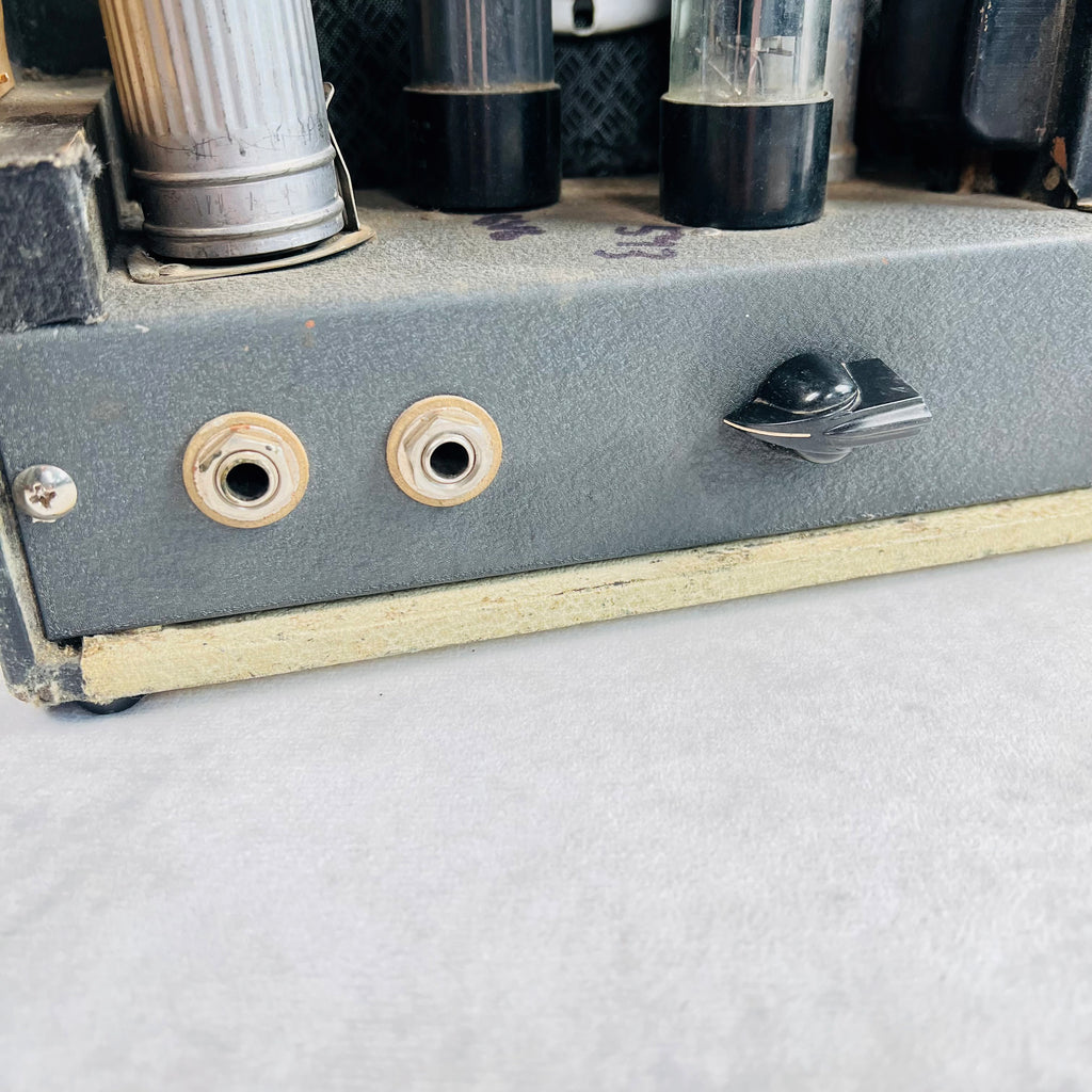 Supro 1x6" Tube Combo Amplifier 1948 - Cream & Black - 10
