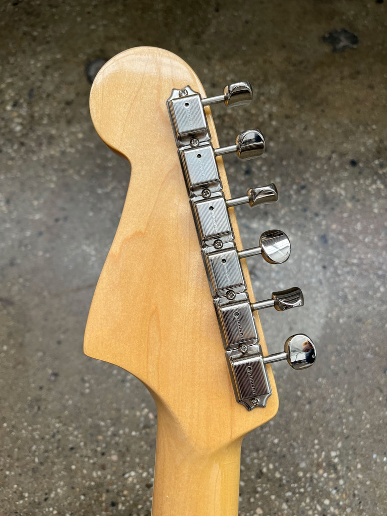 Fender American Vintage Thin Skin 1965 Jazzmaster 2016 - Firemist Silver - 6