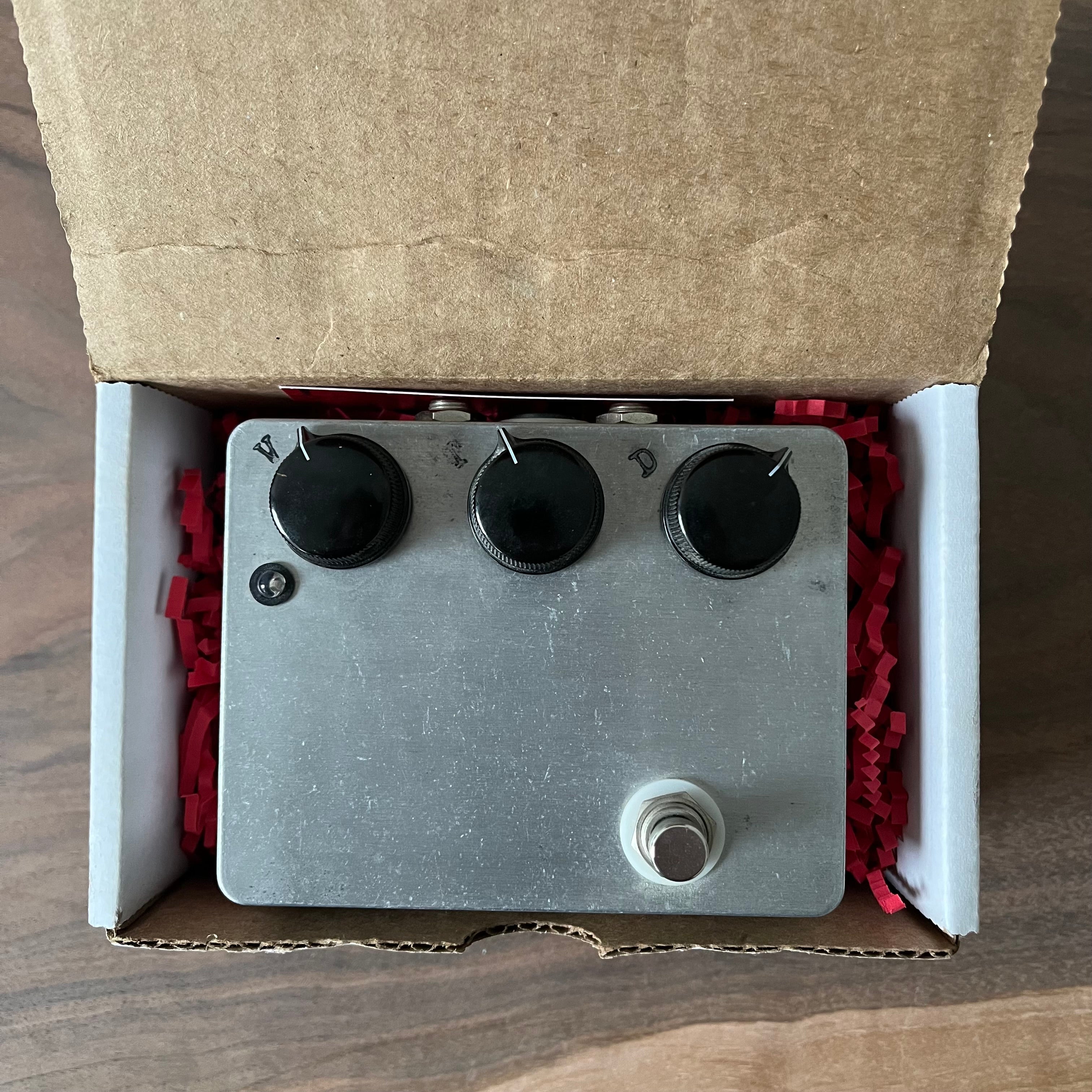 JHS Klon Clone 2011 - Silver | Tone Wolf