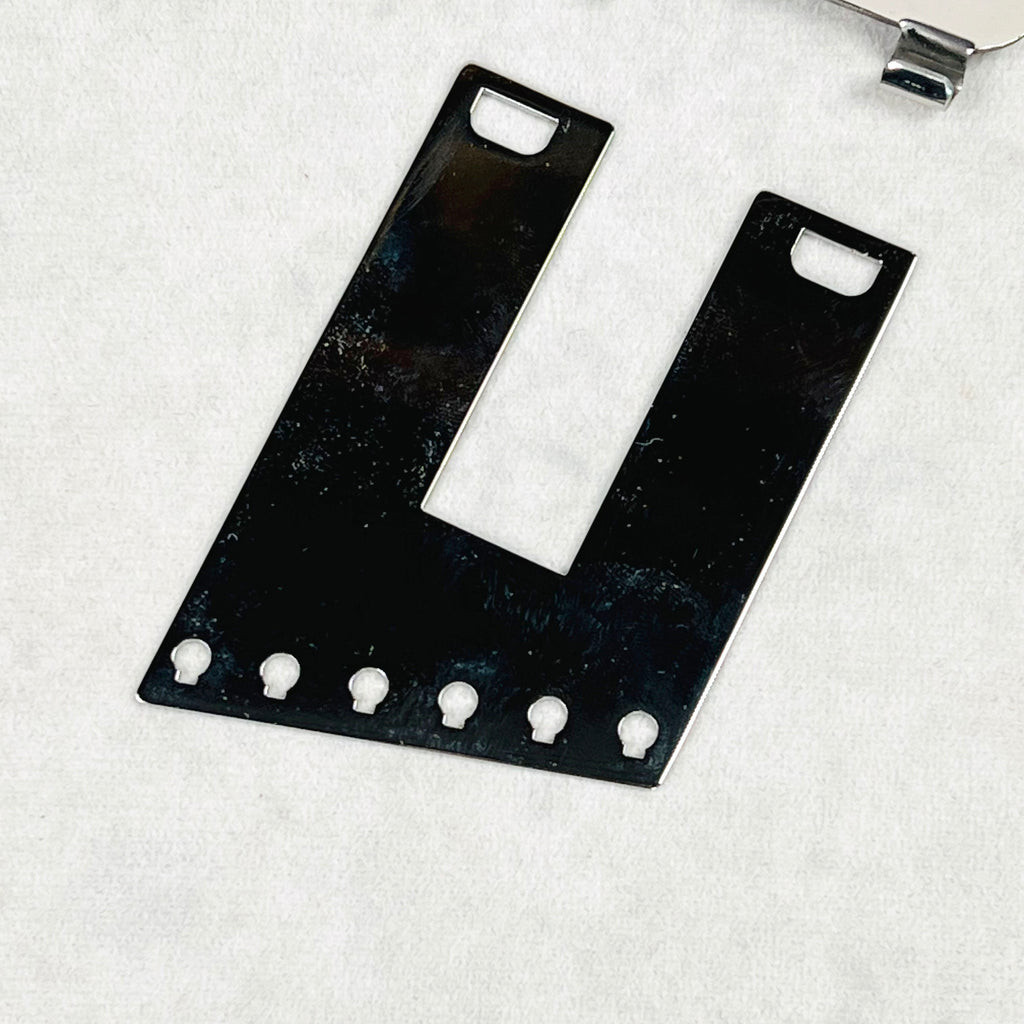6-String Trapeze Tailpiece for Rickenbacker - Chrome - 2