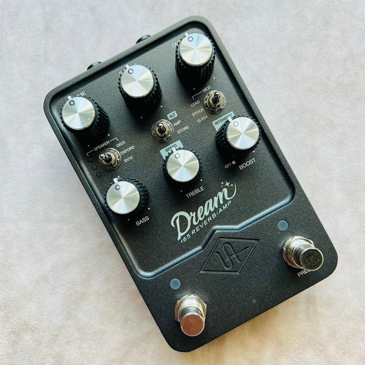 Universal Audio Dream ’65 Reverb Amplifier - Black | Tone Wolf