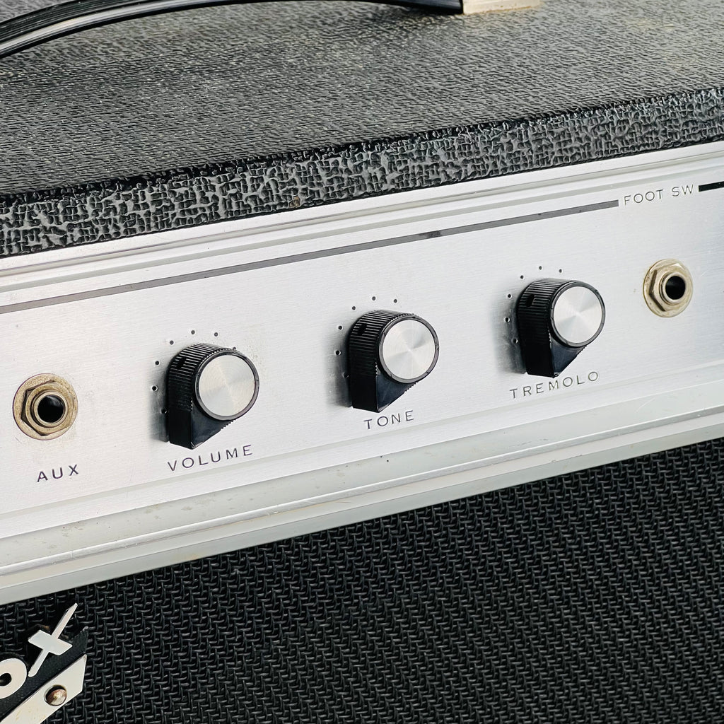 Univox U-45B 10w 1x12" Combo Amplifier with Tremolo 1968 - Black - 3