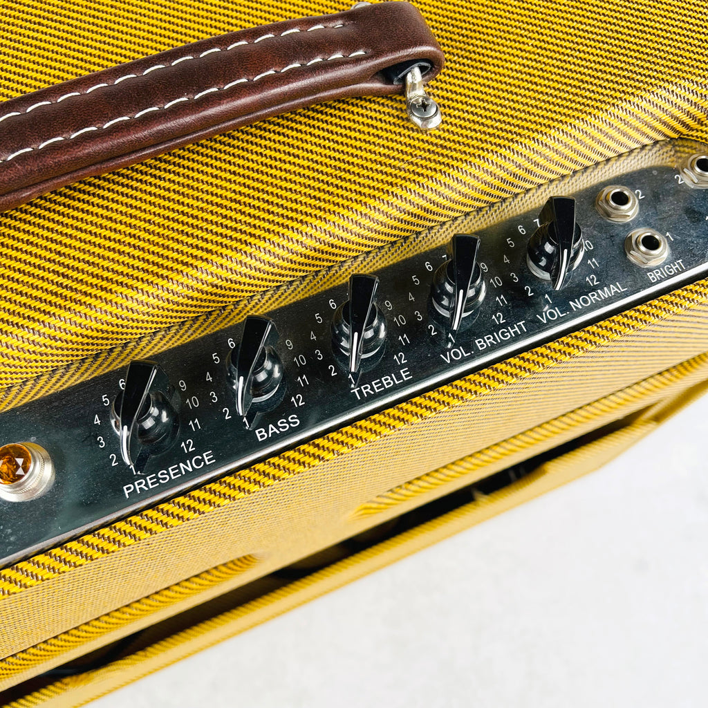 Victoria 50212-T 50w 2x12" Combo Amplifier 2000s - Tweed - 11