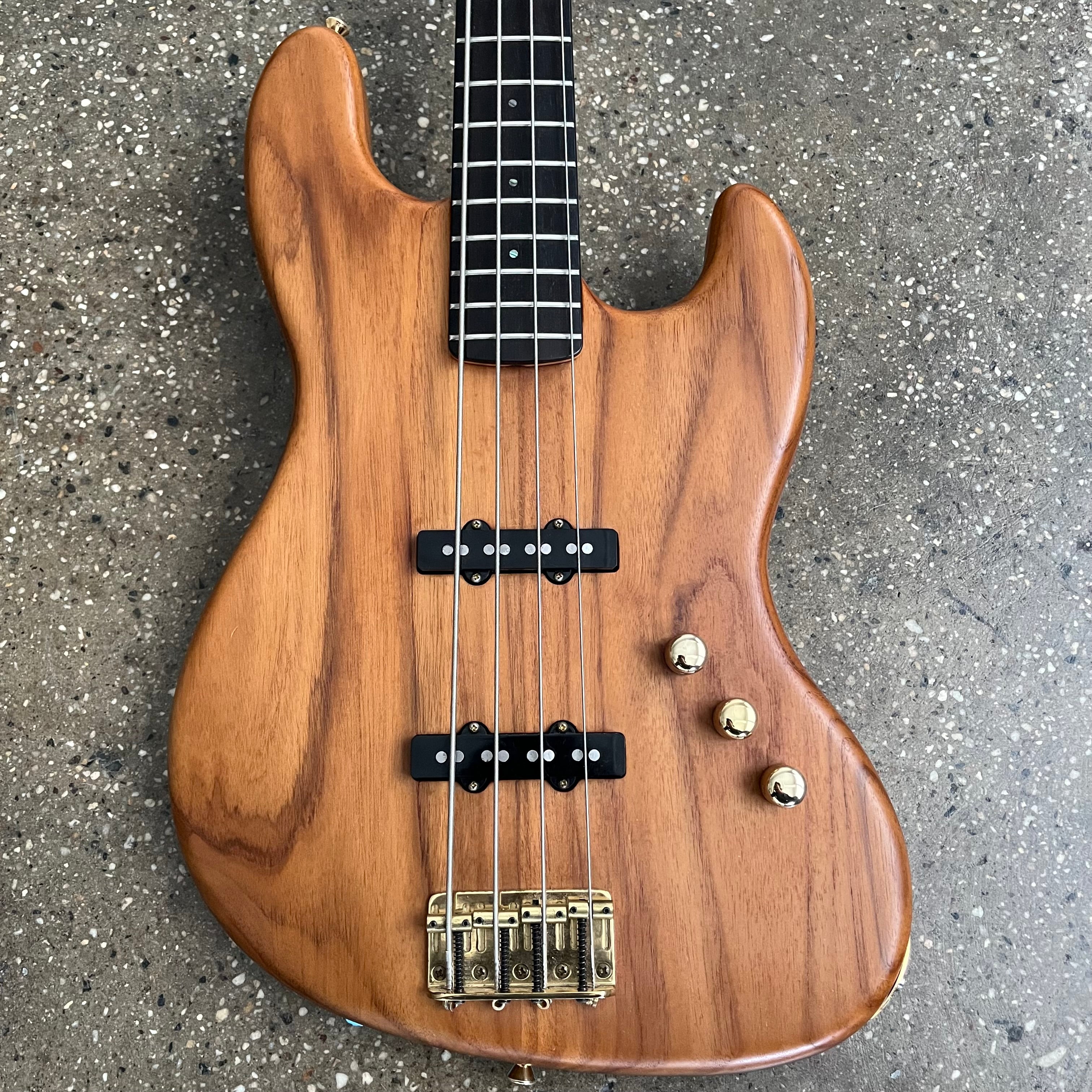 ESP Jazz Bass - Natural | Tone Wolf