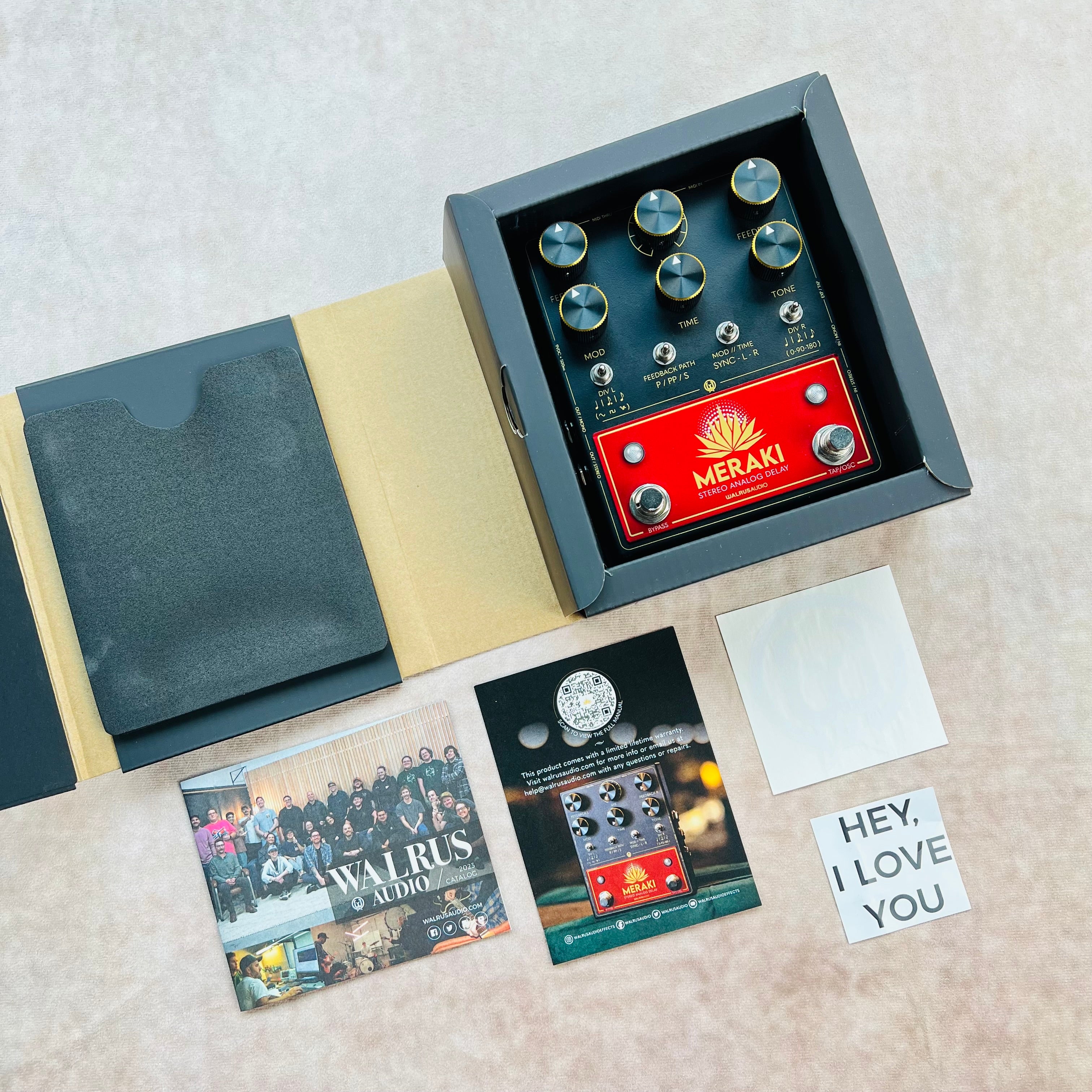 Walrus Audio Meraki Stereo Analog Delay - Black & Red | Tone Wolf