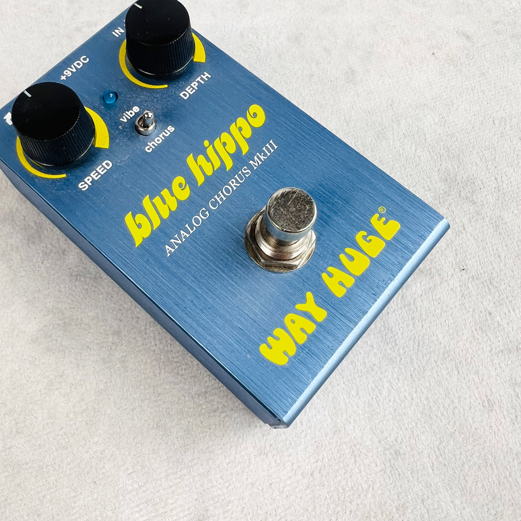 Way Huge WM61 Smalls Blue Hippo Analog Chorus Pedal - Blue - 3