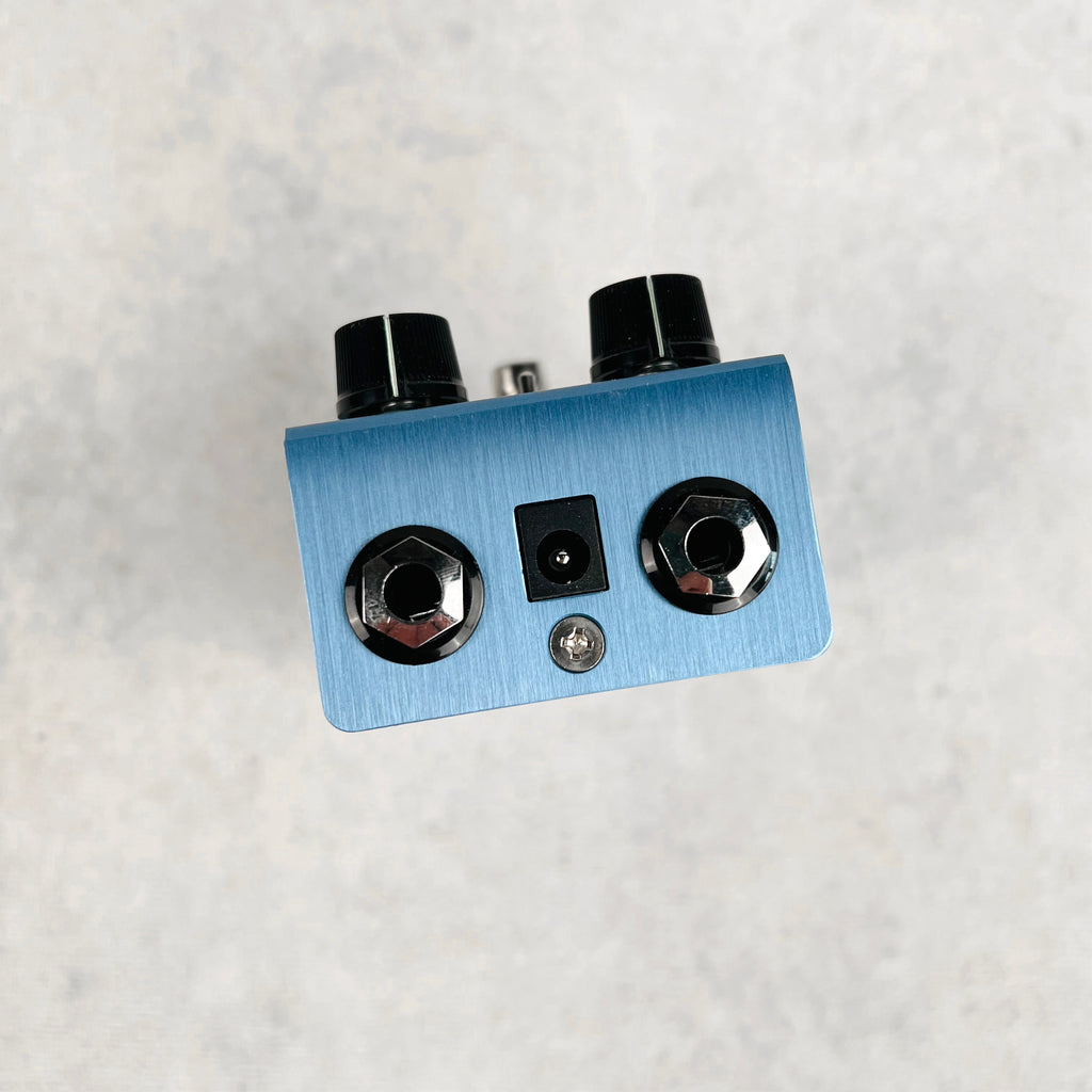 Way Huge WM61 Smalls Blue Hippo Analog Chorus Pedal - Blue - 7