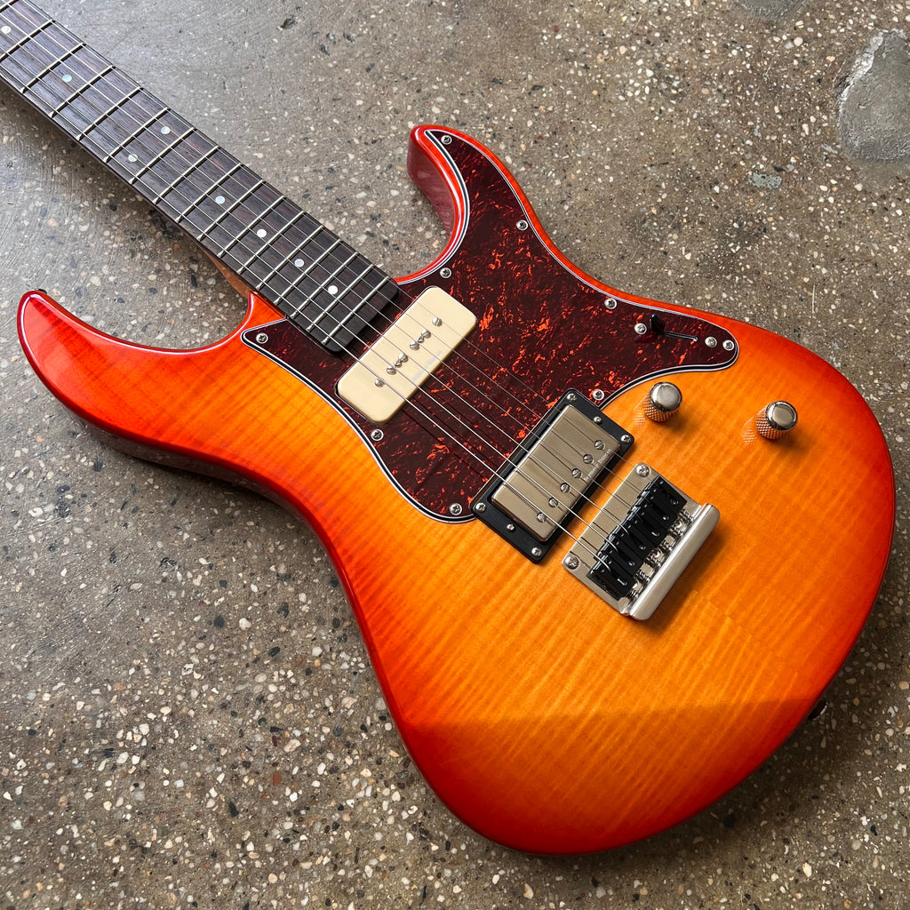 Yamaha PAC611HFM Pacifica - Light Amber Burst - 10