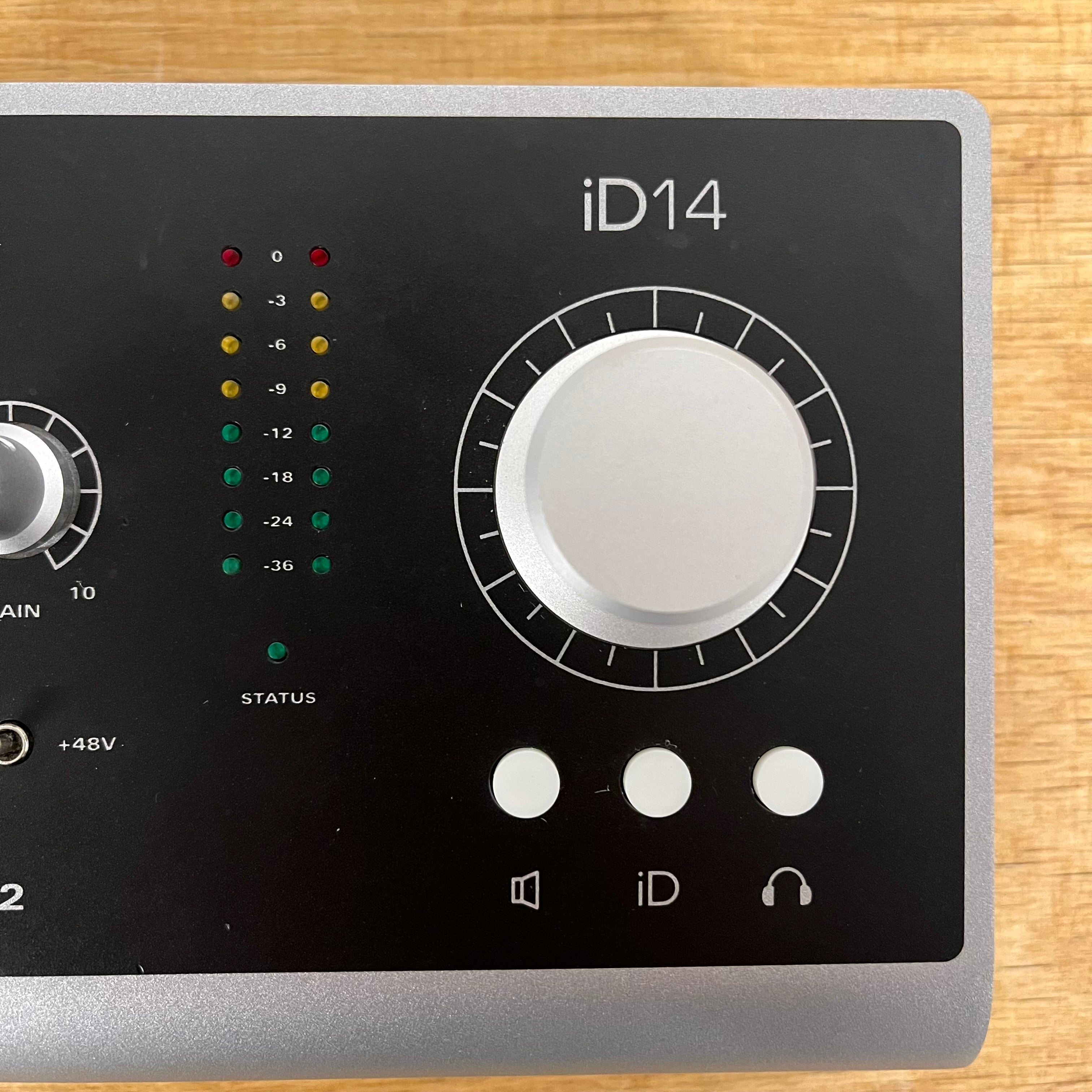 Audient iD14 Desktop USB Audio Interface 2010s - Black | Tone Wolf