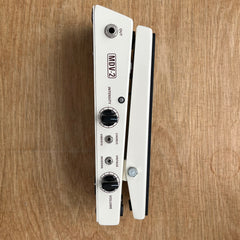 Fulltone Mini Deja Vibe MDV-2 2010 - White | Tone Wolf Fulltone Mini Deja Vibe MDV-2 2010 - White | Tone Wolf
